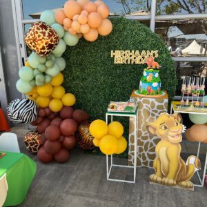 Round Greenery Backdrop with Balloon Garland